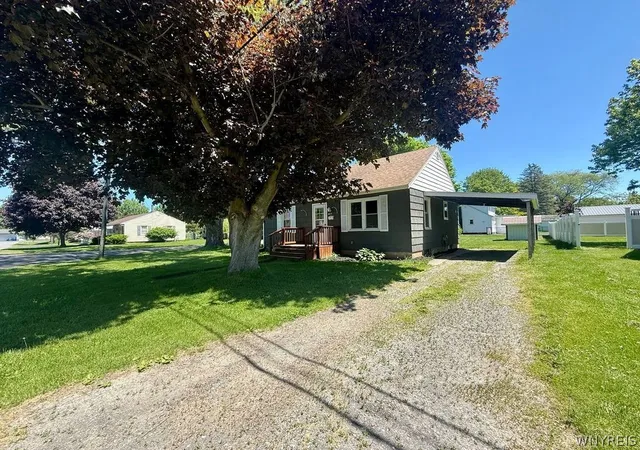 2nd image of 2617 Howard Ave, Newfane, NY 14108 | MLS# B1684569