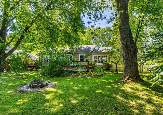 28th image of 4 Charmaine Rd, Chili, NY 14624 | MLS# R1685570