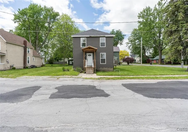 Homes for sale in Watertown City, NY | 321 Sill St, Watertown City, NY 13601 | MLS# S1685730