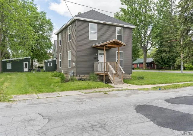 Homes for sale in Watertown City, NY | 321 Sill St, Watertown City, NY 13601 | MLS# S1685730