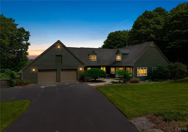Homes for sale in La Fayette, NY | 1920 Deer Run Rd, La Fayette, NY 13084 | MLS# S1685237