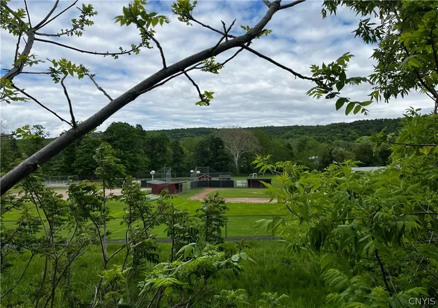 Photo 4 of Single family home for sale at 5290 State Route 46, Munnsville, NY 13409 | MLS# S1685107 | Listing updated on 2026-08-04