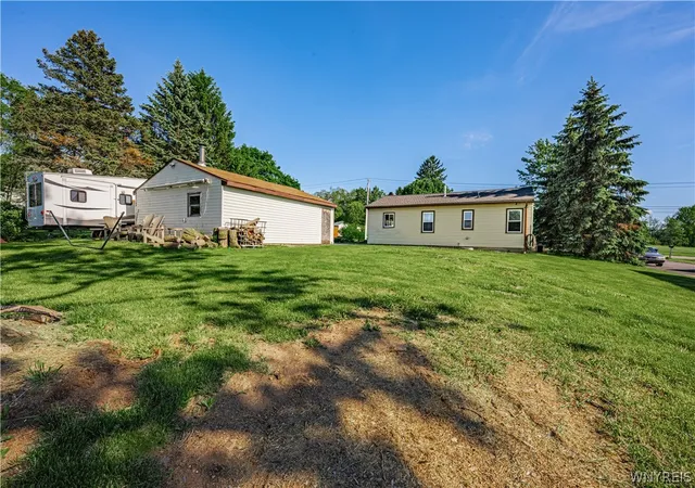 Homes for sale in Cambria, NY | 3541 Saunders Settlement Rd, Cambria, NY 14132 | MLS# B1685504