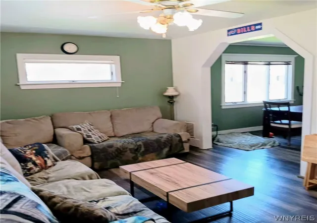 Homes for sale in Buffalo, NY | 39 Rosedale St St, Buffalo, NY 14207 | MLS# B1685606
