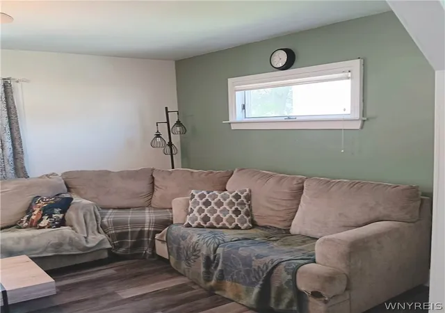 Homes for sale in Buffalo, NY | 39 Rosedale St St, Buffalo, NY 14207 | MLS# B1685606