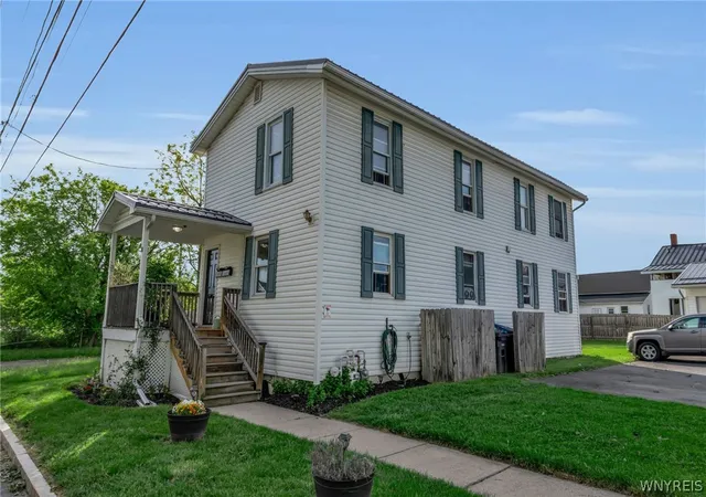 Homes for sale in Canandaigua Town, NY | 34 Foster St, Canandaigua Town, NY 14424 | MLS# B1685601