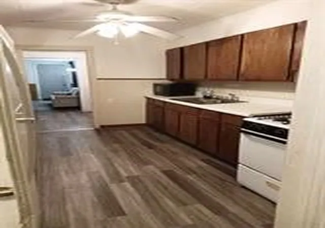 Listing Photo 2 - Condo for sale in building located at 149 E Elisha St, Waterloo, NY 13165 - Unit #147