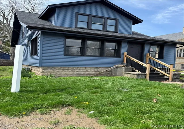 Homes for sale in Buffalo, NY | 685 Abbott Rd, Buffalo, NY 14220 | MLS# B1685782