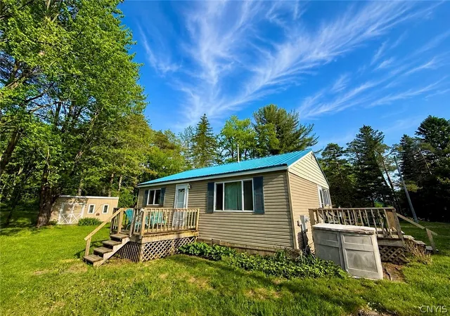 Homes for sale in Nelson, NY | 418 Kelsey Ln, Nelson, NY 13061 | MLS# S1685403