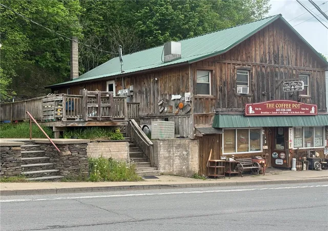 Homes for sale in Stamford, NY | 581 Main St, Stamford, NY 13788 | MLS# R1685785