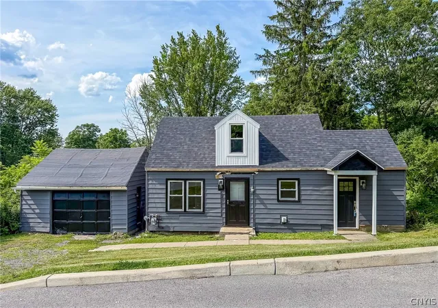 Homes for sale in Owasco, NY | 3595 Owasco Dr, Owasco, NY 13021 | MLS# S1685590