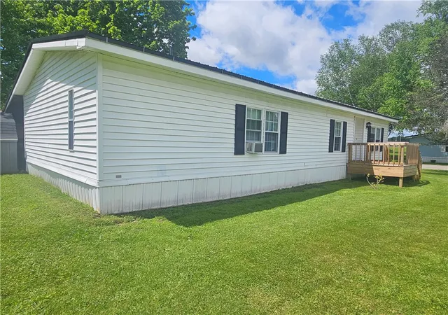 Homes for sale in Arcade, NY | 294 Southview Dr, Arcade, NY 14009 | MLS# R1685692