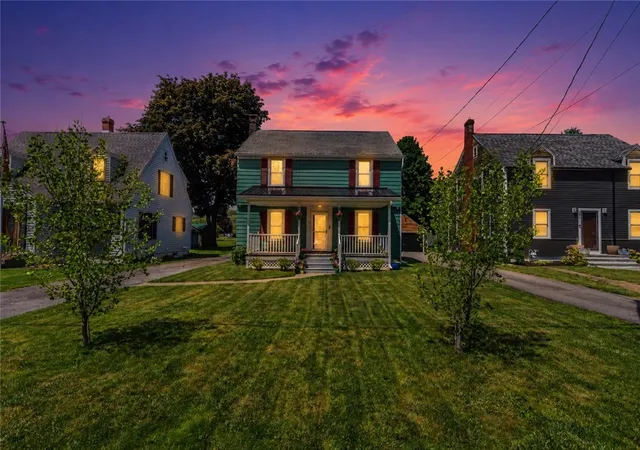 2nd image of 404 Cleveland Ave, Hornell, NY 14843 | MLS# R1683941