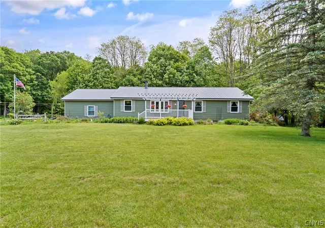 Homes for sale in Granby, NY | 79 Hickory Grove Rd, Granby, NY 13069 | MLS# S1685160