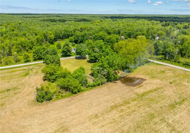 Photo 41 of Single family home for sale at 17156 Ladue Rd, Holley, NY 14470 | MLS# R1685620 | Listing updated on 2026-06-14