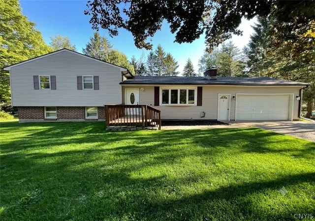 1st image of 129 Knoll Wood Cir, Ava, NY 13303 | MLS# S1684945