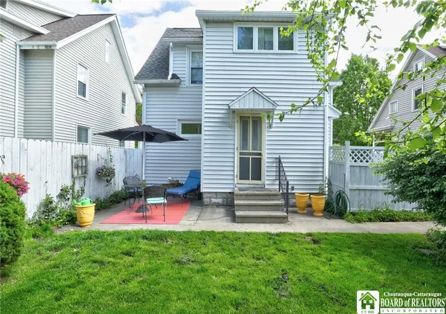 4th image of 77 Pershing Ave, Jamestown, NY 14701 | MLS# R1684130
