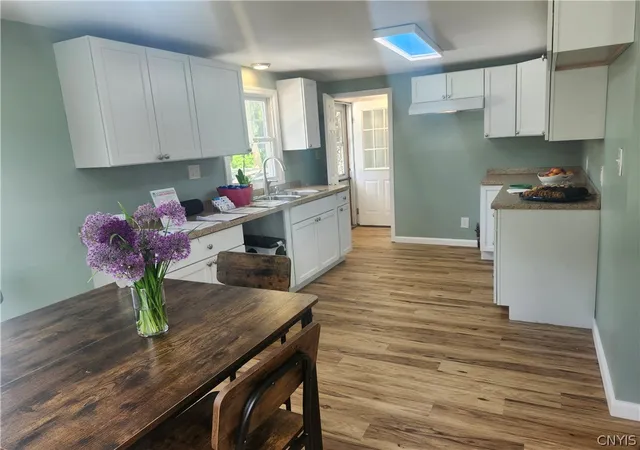 2nd image of 206 Marilyn Ave, Salina, NY 13212 | MLS# S1685854