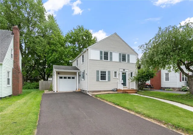 1st image of 175 Montclair Dr, Rochester, NY 14617 | MLS# R1682327