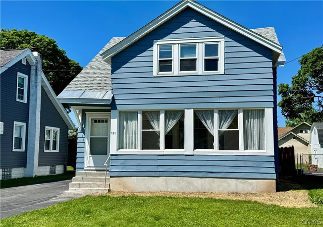 3rd image of 260 Hillsdale Ave, Syracuse, NY 13206 | MLS# S1685460