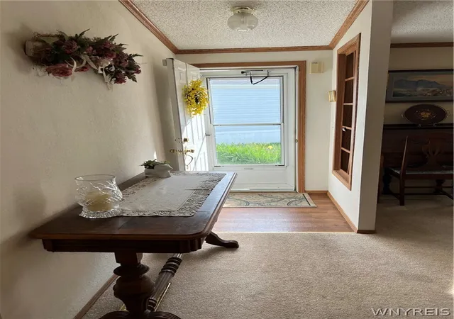 3rd image of 1159 Timberwood Ct, Lockport, NY 14094 | MLS# B1685666