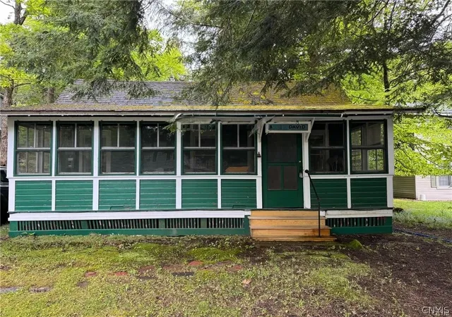 Homes for sale in Webb, NY | 274 S Shore Rd, Webb, NY 13420 | MLS# S1685883