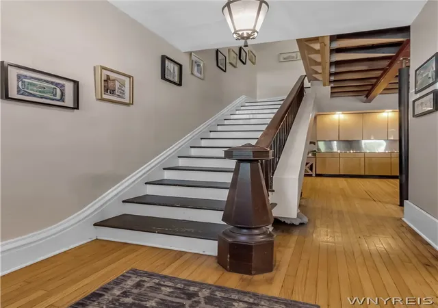 5th image of 46 Park St, Buffalo, NY 14201 | MLS# B1685168