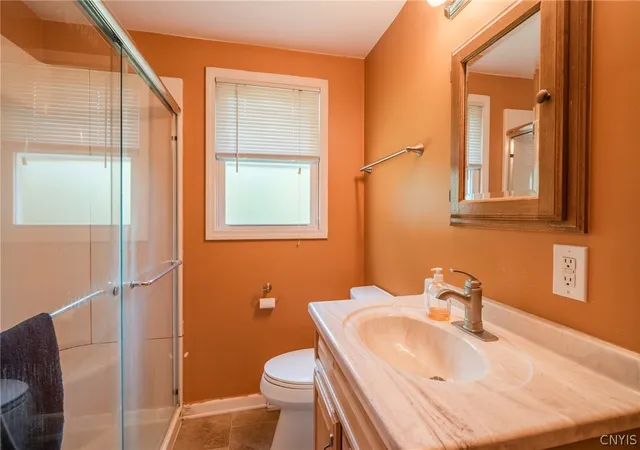 4th image of 105 Ashford Ct, Syracuse, NY 13211 | MLS# S1684498