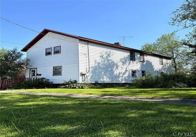 Homes for sale in Utica, NY | 746 Mary St, Utica, NY 13501 | MLS# S1685935