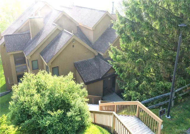 Homes for sale in Ellicottville, NY | B304 Snowpine, Ellicottville, NY 14731 | MLS# B1685270