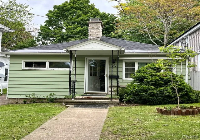 Homes for sale in Oswego, NY | 33 W 9Th St, Oswego, NY 13126 | MLS# S1685899