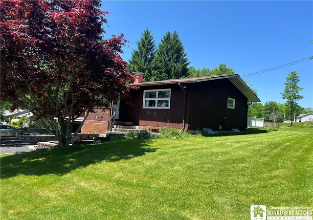 4th image of 295 Camp St, Jamestown, NY 14701 | MLS# R1685855