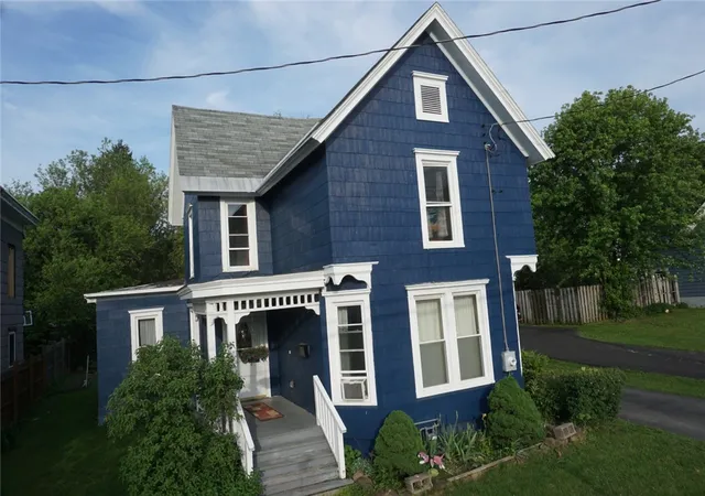 1st image of 33 Birdsall St, Norwich, NY 13815 | MLS# R1685986