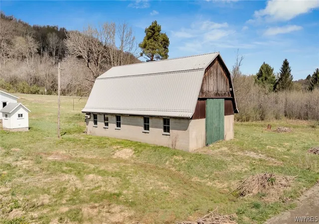 Homes for sale in Ellicottville, NY | 8465 Route 219 / Hebdon Road, Ellicottville, NY 14171 | MLS# B1684529