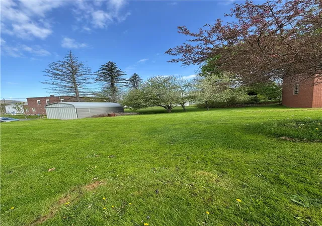 Photo 3 of Sale Pending at 5 King St, Eldred, PA 16731 | MLS# R1681708 | Listing updated on 2026-07-21