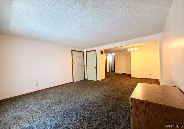 Homes for sale in Amherst, NY | 4619 Chestnut Ridge Rd, Amherst, NY 14228