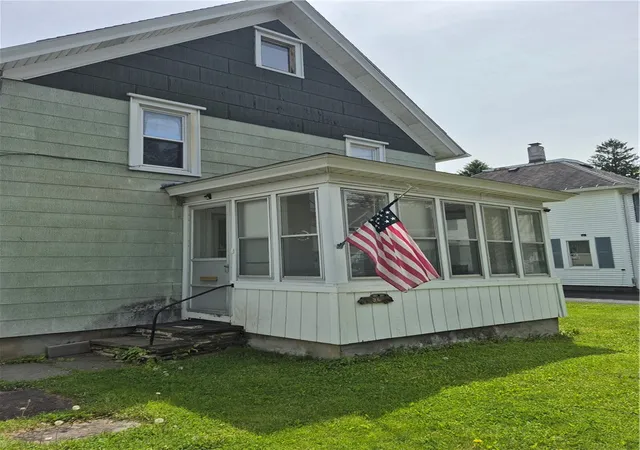 32nd image of 36 Plymouth St, Norwich, NY 13815 | MLS# R1685099