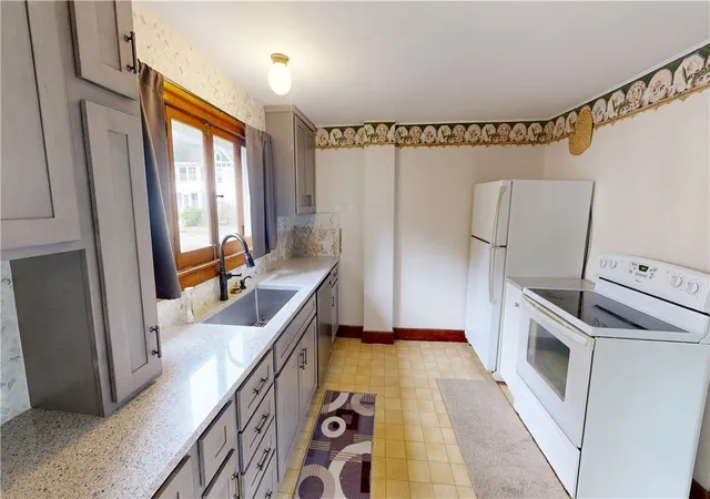 5th image of 36 Plymouth St, Norwich, NY 13815 | MLS# R1685099