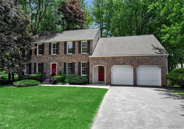 2nd image of 266 Wellingwood Dr Dr, East Amherst, NY 14051 | MLS# B1686012