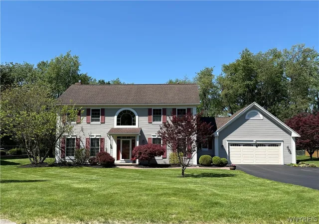 1st image of 29 Wenham Ln, Perinton, NY 14534 | MLS# B1686001