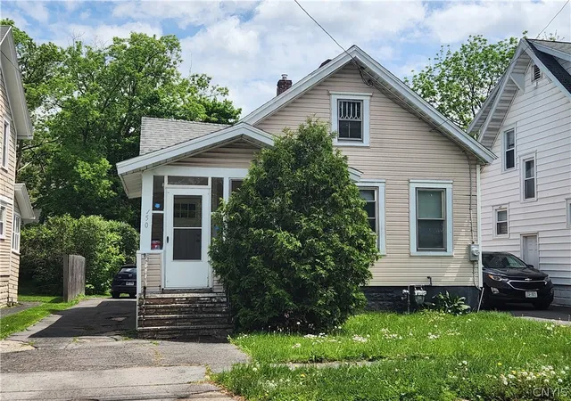 1st image of 150 Wadsworth St, Syracuse, NY 13203 | MLS# S1683450