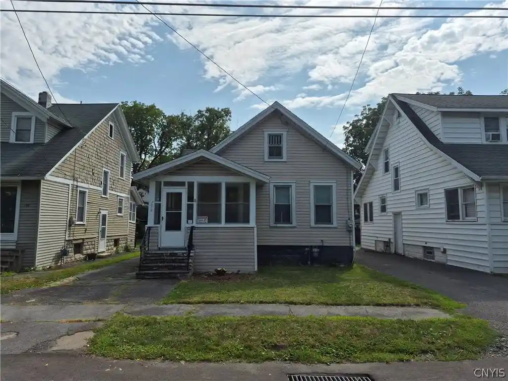 Single family home for sale at 150 Wadsworth St, Syracuse, NY 13203 | MLS# S1683450