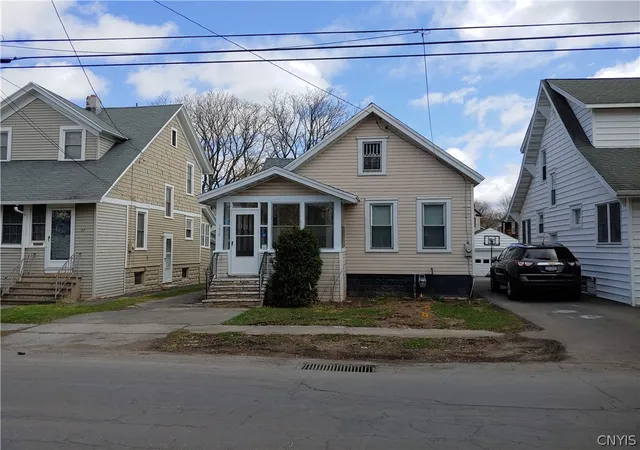 2nd image of 150 Wadsworth St, Syracuse, NY 13203 | MLS# S1683450
