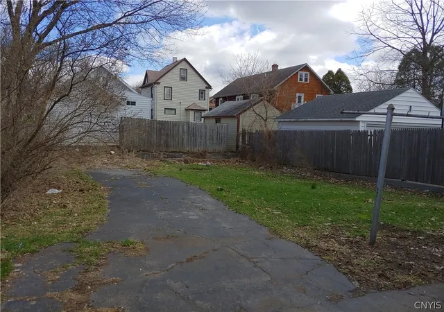4th image of 150 Wadsworth St, Syracuse, NY 13203 | MLS# S1683450