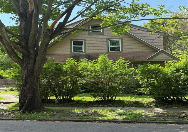 Homes for sale in Rochester, NY | 21 Kay, Rochester, NY 14613 | MLS# R1684828