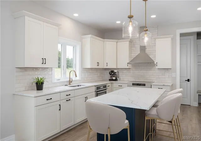 2nd image of 5693 Dorothy Cir, Clarence Center, NY 14032 | MLS# B1684636