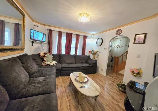 Homes for sale in Niagara Falls, NY | 482 20Th St, Niagara Falls, NY 14303 | MLS# B1685993