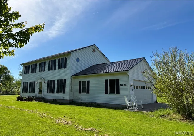 3rd image of 8474 Seaman Rd, Hartland, NY 14067 | MLS# B1684334