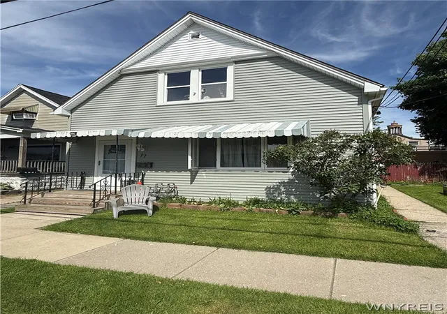Homes for sale in Buffalo, NY | 77 Weiss St, Buffalo, NY 14206 | MLS# B1685528