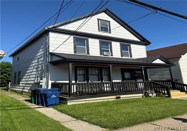 2nd image of 208 Weimar St, Buffalo, NY 14206 | MLS# B1685535
